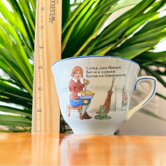 VINTAGE H&K Tunstall Little Jack Horner and Picnic Scene Tea Cup Made in England - Picture 8 of 12